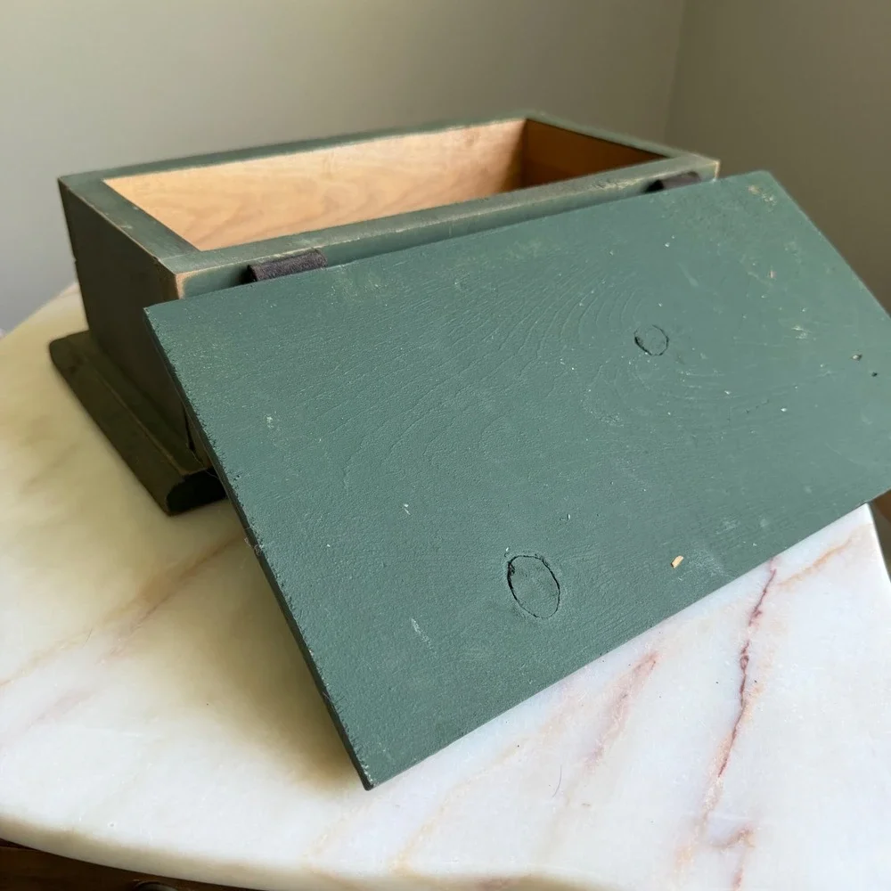Wooden Spool Cotton Colors Sewing Box Rustic Green Storage‎ Chest 13.5in